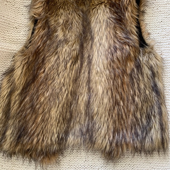 Fur vest Women’s size L - Picture 5 of 6